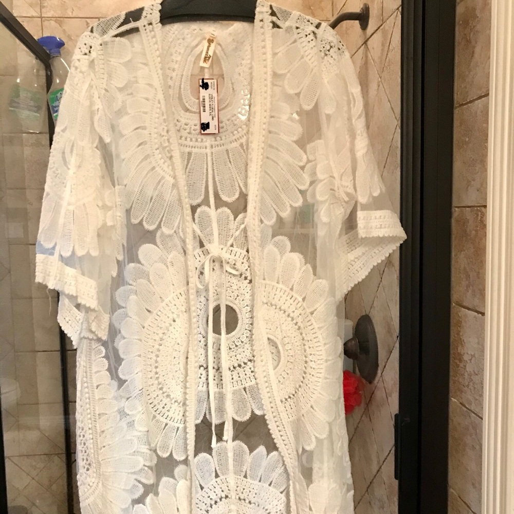 Ivory Shawl size 1X